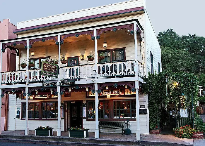 The National Hotel